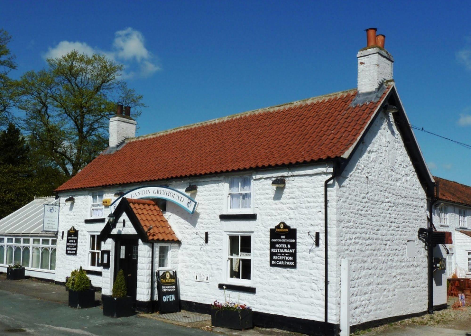 Ganton Greyhound Inn Exterior foto